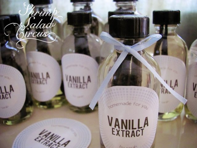 Homemade Vanilla Extract DIY for Gifting