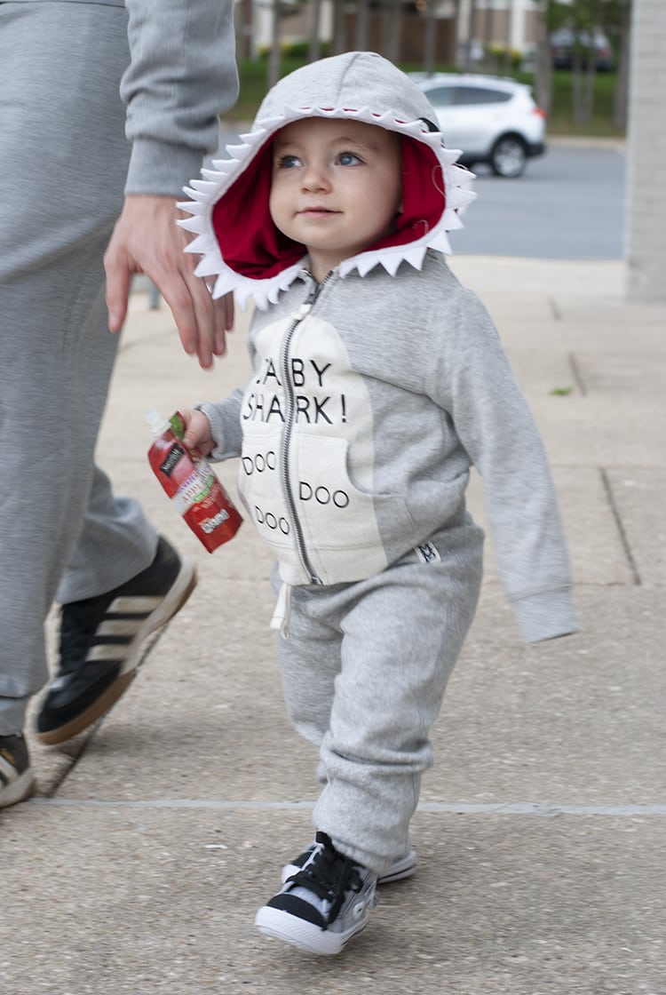 DIY Baby Shark Costume - Family Baby Shark Song Costume Ideas