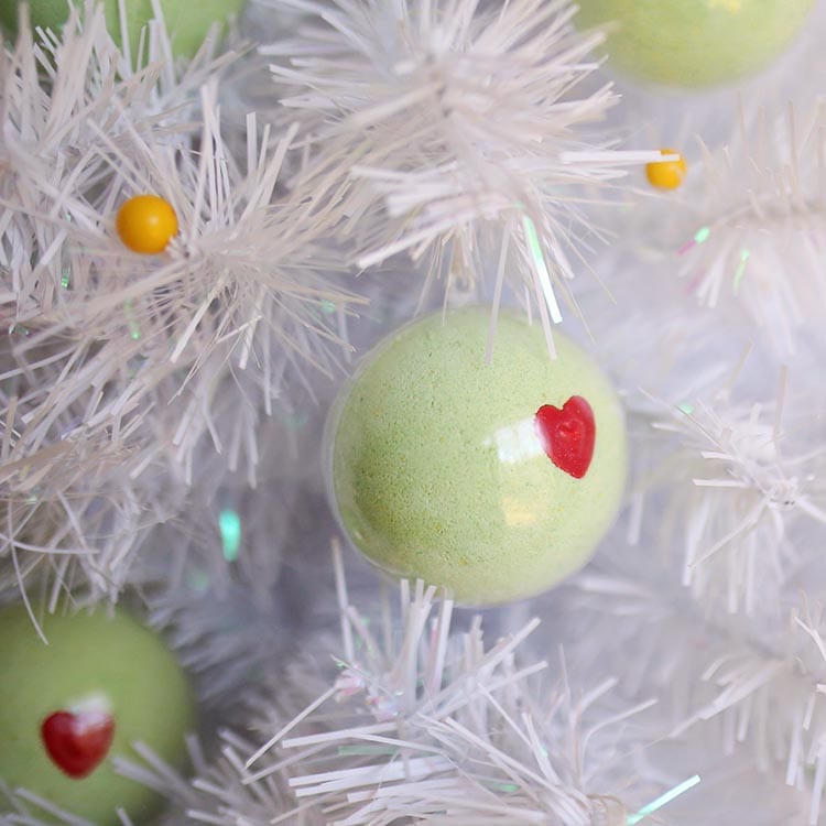 The Grinch Decorations: DIY Holiday Ornaments